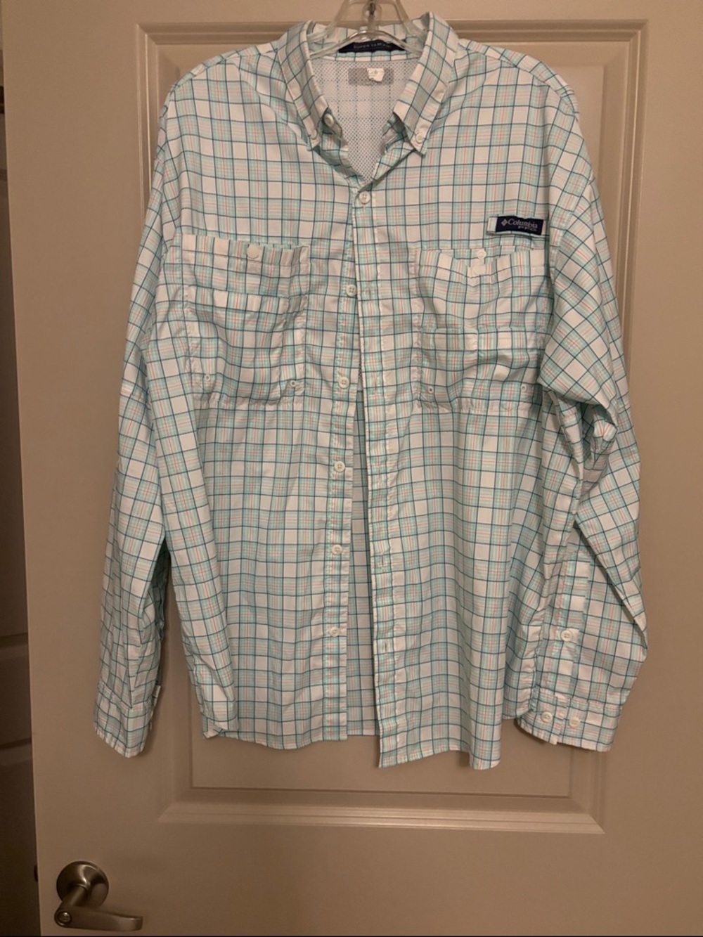 Columbia Super Tamiami Men’s White Shirt with Light Blue Grid Plaid